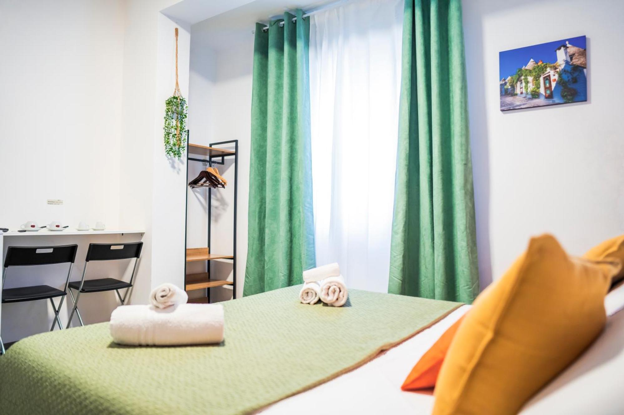 Dodo'S House Bed and Breakfast Bari Exteriör bild