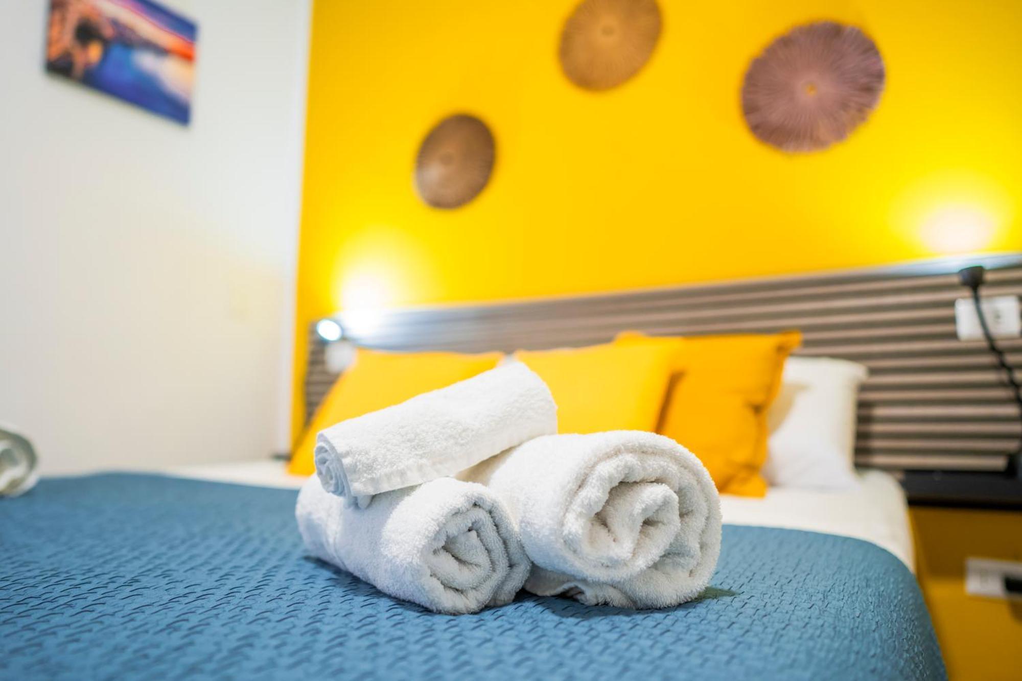 Dodo'S House Bed and Breakfast Bari Exteriör bild